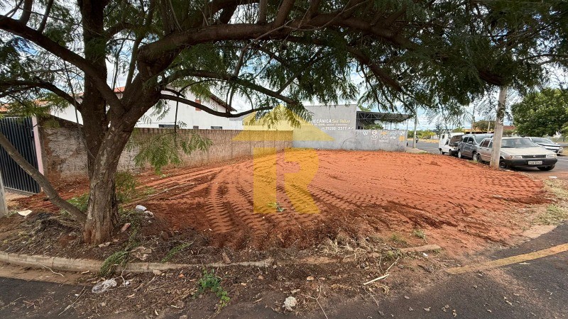 Terreno / Lote / Condomínio  à venda, 202m² — foto 1 de 19