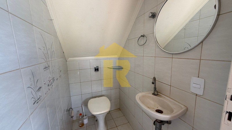 Casa com 3 quartos à venda, 270m² — foto 19 de 25