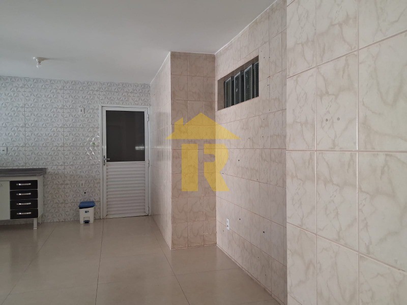 Casa com 3 quartos à venda, 170m² — foto 11 de 37