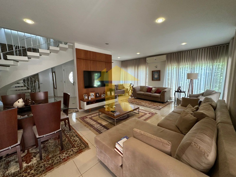 Casa de Condomínio com 3 quartos à venda, 340m² — foto 6 de 37
