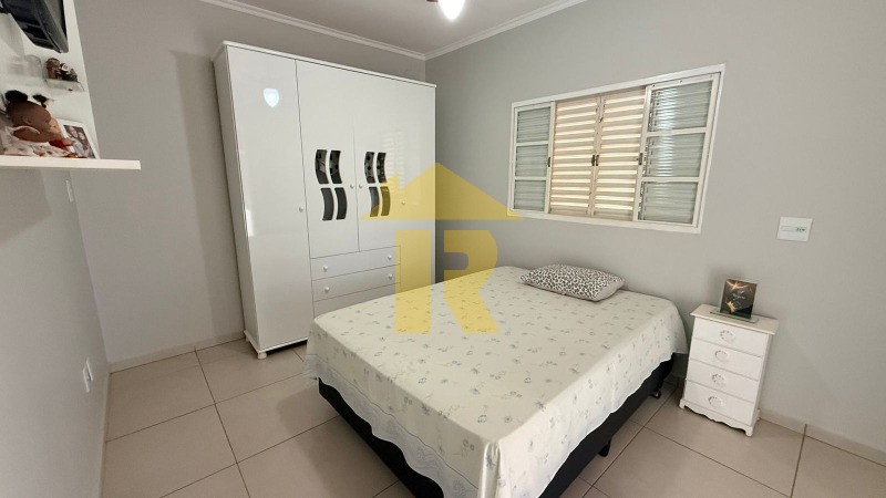 Casa com 3 quartos à venda, 134m² — foto 29 de 32