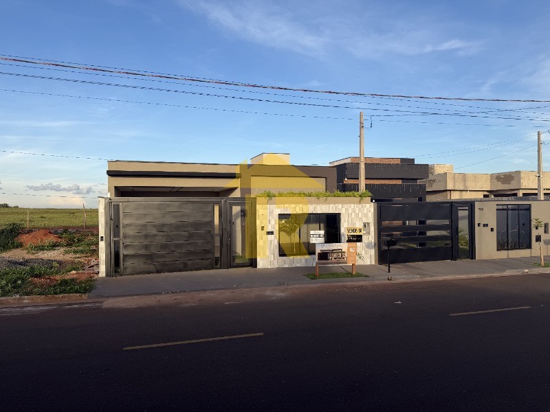 Casa com 3 quartos à venda, 109m² — foto 1 de 37