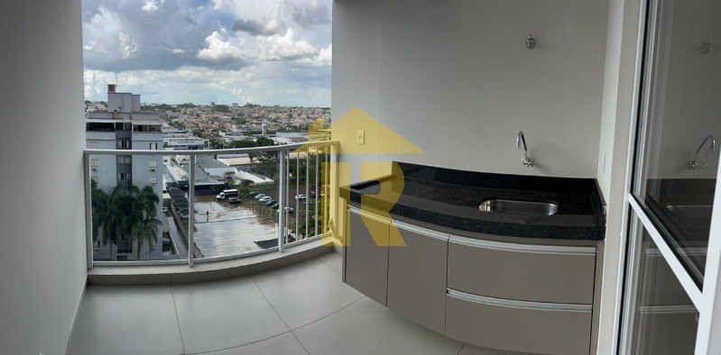 Apartamento com 2 quartos à venda, 70m² — foto 1 de 29