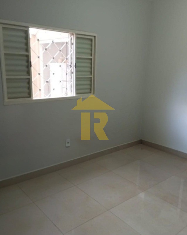 Casa com 4 quartos à venda, 236m² — foto 24 de 26