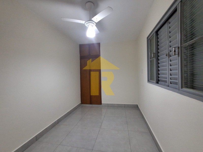 Casa com 3 quartos à venda, 170m² — foto 26 de 37