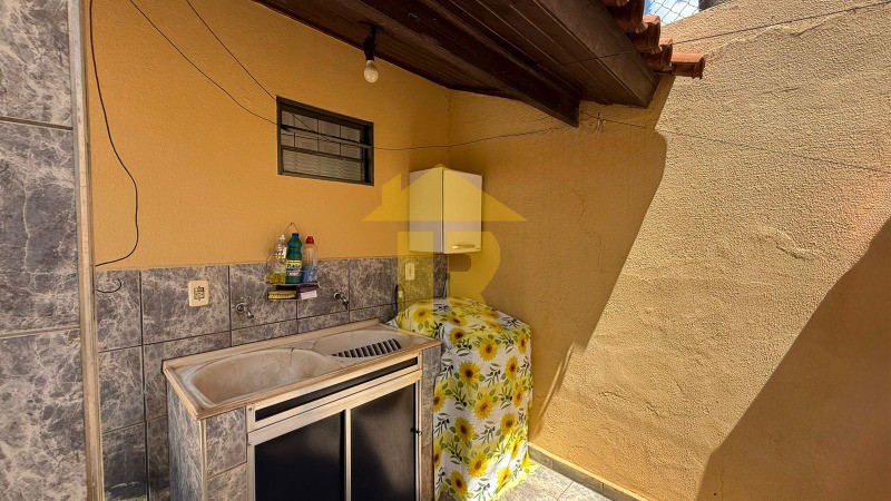 Casa com 3 quartos à venda, 172m² — foto 28 de 38