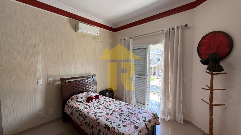 Casa de Condomínio com 3 quartos à venda, 300m² — foto 22 de 44