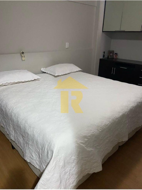 Apartamento com 3 quartos à venda, 175m² — foto 20 de 34