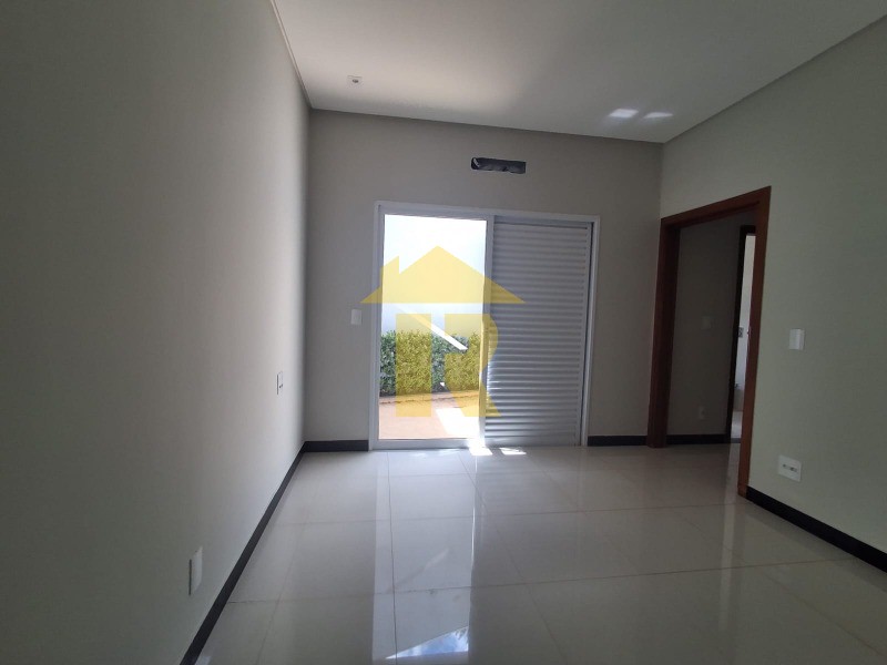 Casa de Condomínio com 3 quartos à venda e aluguel, 235m² — foto 34 de 48