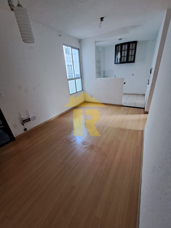 Apartamento com 2 quartos à venda, 45m² — foto 1 de 23