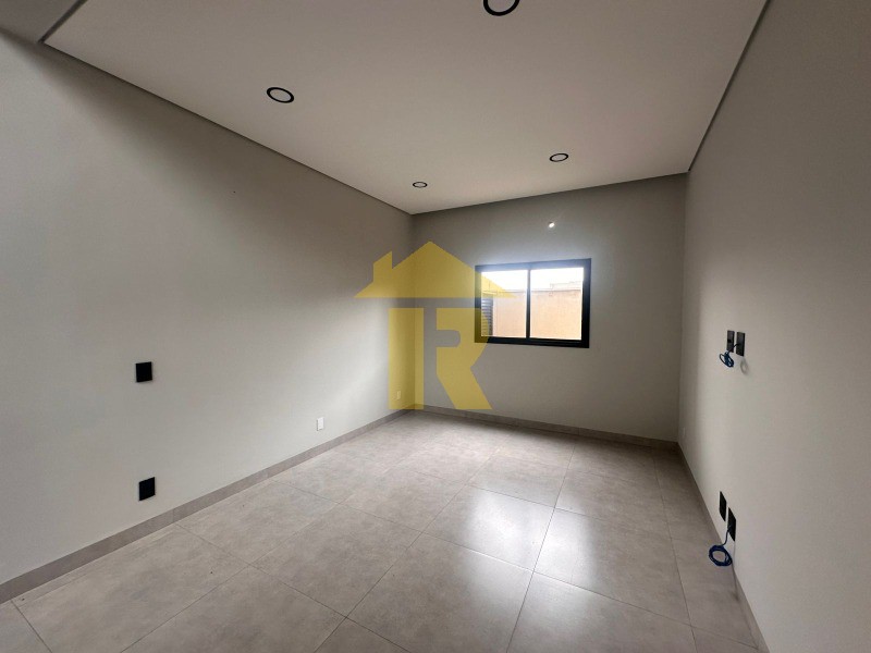 Casa de Condomínio com 3 quartos à venda, 250m² — foto 40 de 41