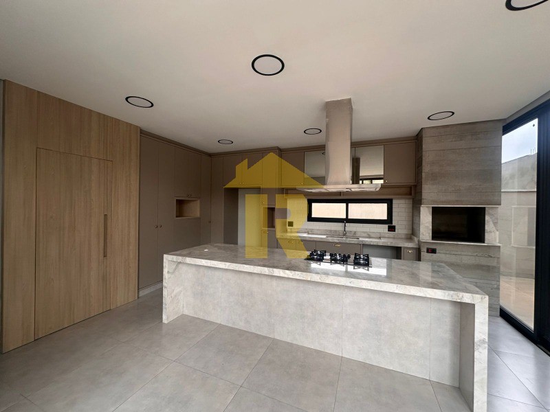 Casa de Condomínio com 3 quartos à venda, 250m² — foto 12 de 41