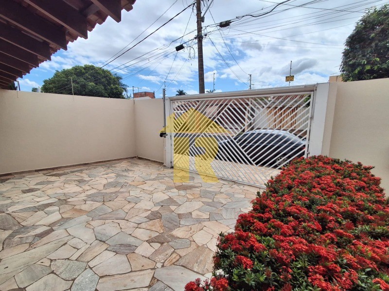 Casa com 4 quartos à venda, 340m² — foto 5 de 49
