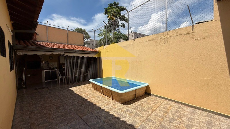 Casa com 3 quartos à venda, 172m² — foto 24 de 38
