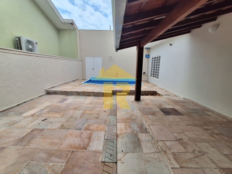 Casa com 4 quartos à venda, 340m² — foto 22 de 49