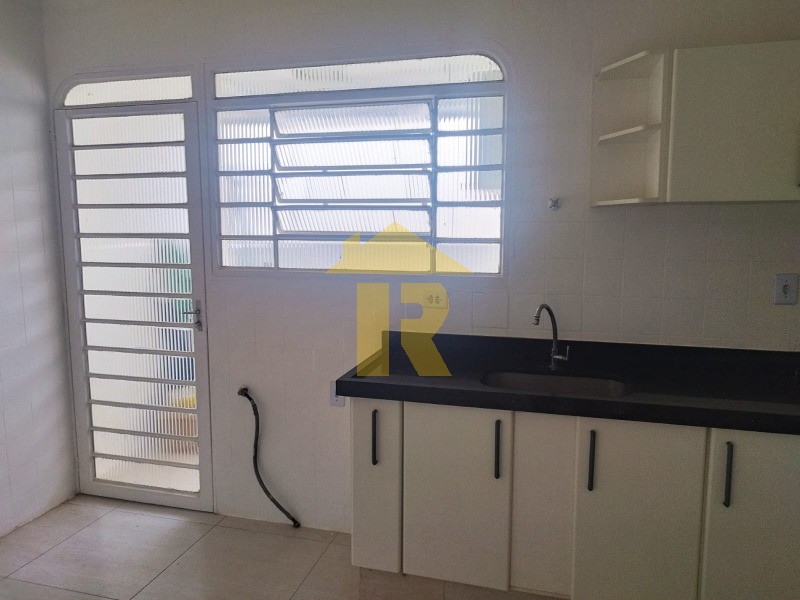 Apartamento com 2 quartos à venda, 75m² — foto 7 de 31