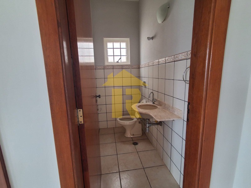 Casa com 4 quartos à venda, 340m² — foto 10 de 49