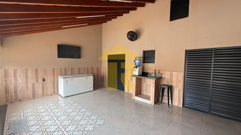 Casa com 2 quartos à venda, 170m² — foto 18 de 38