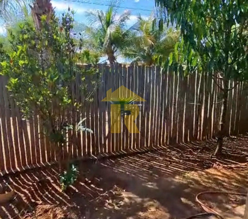 Casa de Condomínio com 4 quartos à venda, 251m² — foto 3 de 25