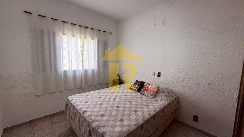 Casa com 3 quartos à venda, 172m² — foto 33 de 38