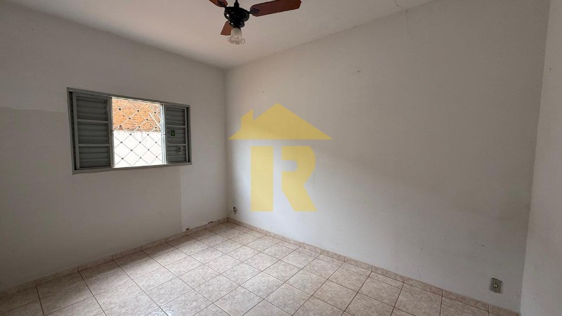 Casa com 3 quartos à venda, 240m² — foto 42 de 42