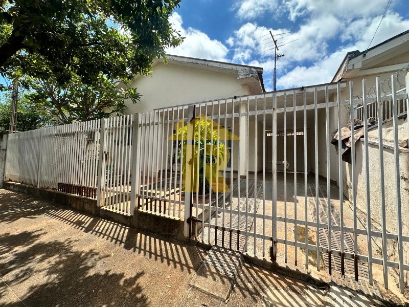 Casa com 4 quartos à venda, 156m² — foto 2 de 30