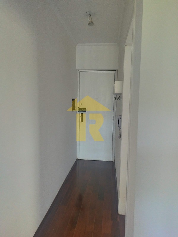 Apartamento com 2 quartos à venda, 75m² — foto 2 de 31