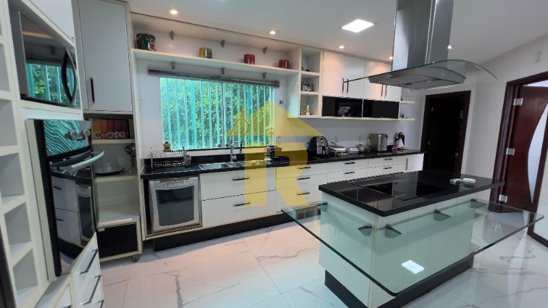 Casa de Condomínio com 5 quartos à venda, 515m² — foto 23 de 44