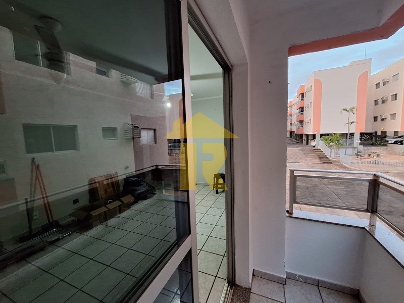 Apartamento com 2 quartos à venda, 67m² — foto 3 de 26