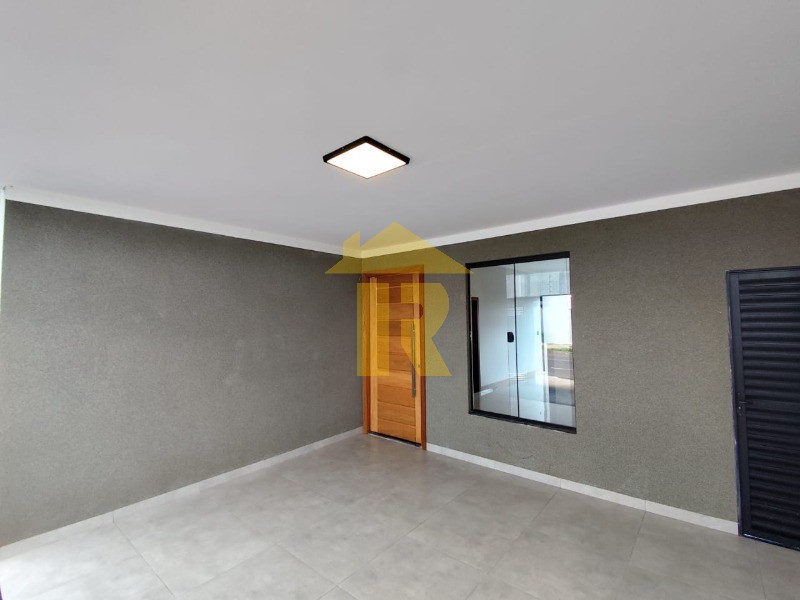 Casa com 3 quartos à venda, 120m² — foto 3 de 20