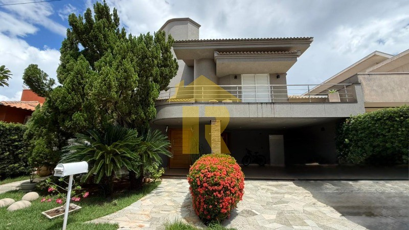 Casa de Condomínio com 3 quartos à venda, 300m² — foto 1 de 44