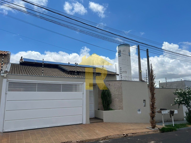 Casa com 2 quartos à venda, 100m² — foto 1 de 21