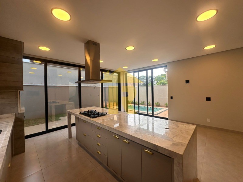 Casa de Condomínio com 3 quartos à venda, 250m² — foto 15 de 41