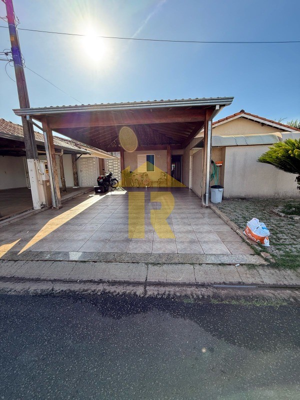 Casa de Condomínio com 3 quartos à venda, 140m² — foto 2 de 24