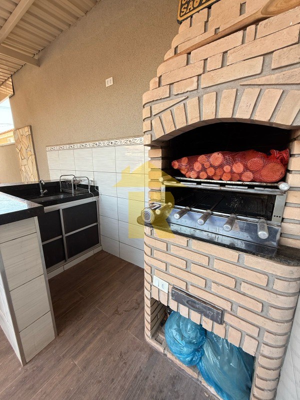 Casa de Condomínio com 3 quartos à venda, 140m² — foto 11 de 24