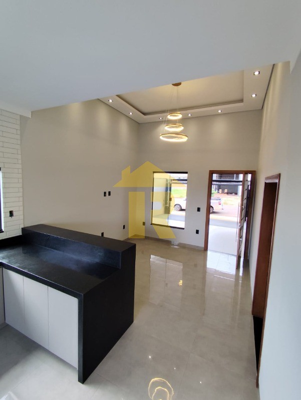 Casa com 3 quartos à venda, 120m² — foto 4 de 20