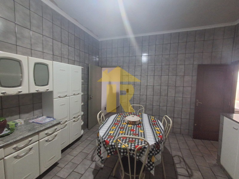 Casa com 2 quartos à venda, 187m² — foto 19 de 40