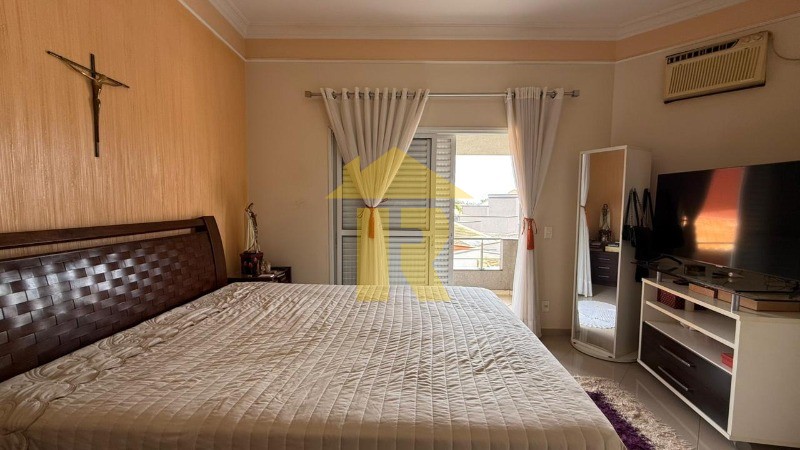 Casa de Condomínio com 3 quartos à venda, 300m² — foto 13 de 44