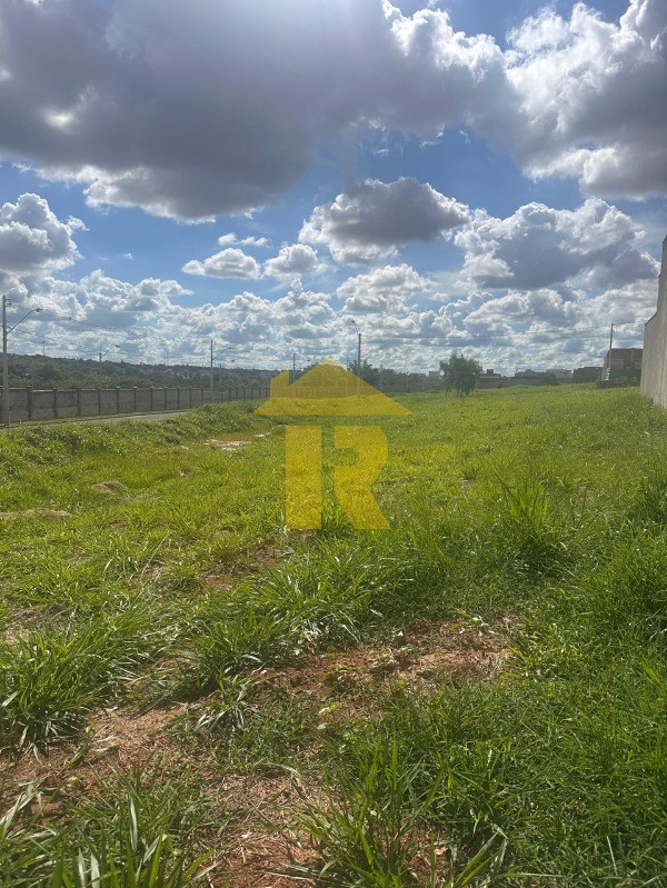 Terreno / Lote / Condomínio  à venda, 300m² — foto 12 de 27