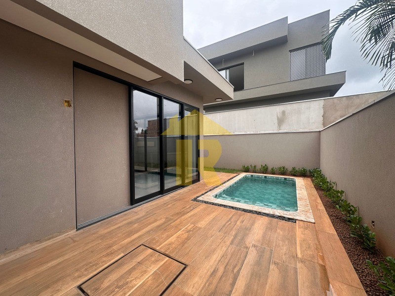 Casa de Condomínio com 3 quartos à venda, 250m² — foto 21 de 41