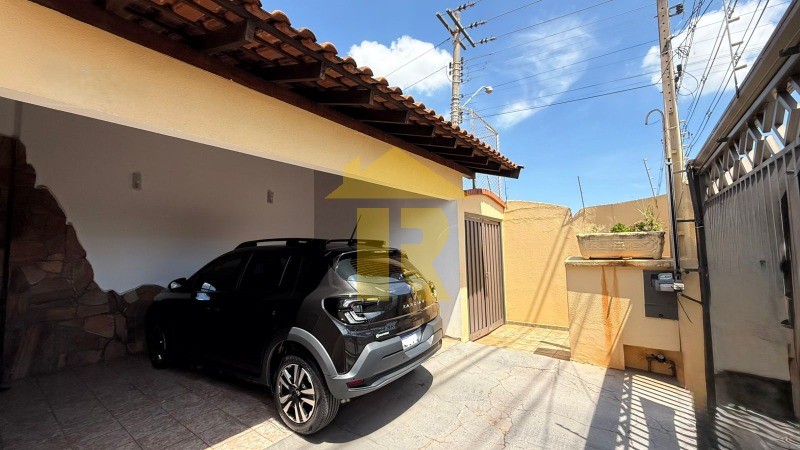 Casa com 3 quartos à venda, 172m² — foto 8 de 38