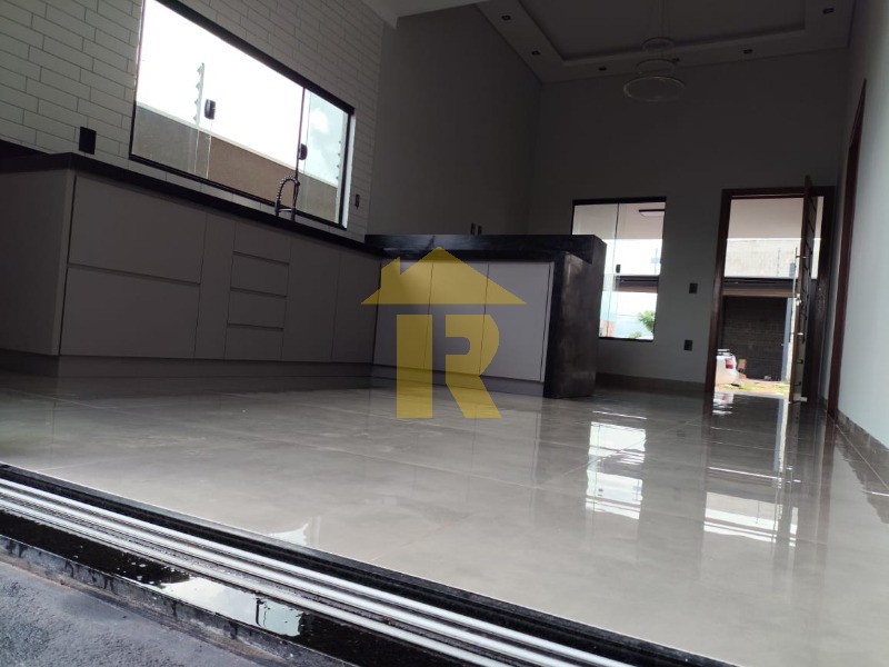 Casa com 3 quartos à venda, 120m² — foto 8 de 20