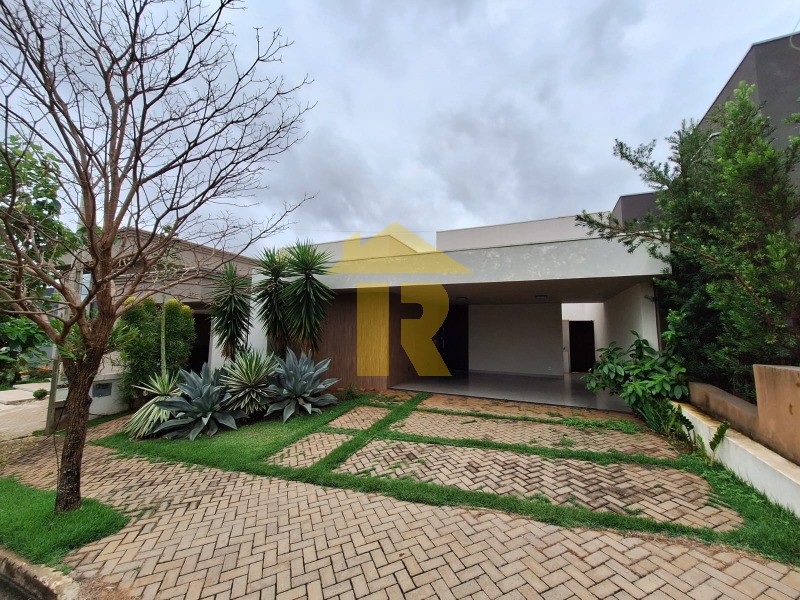 Casa de Condomínio com 3 quartos à venda — foto 2 de 25