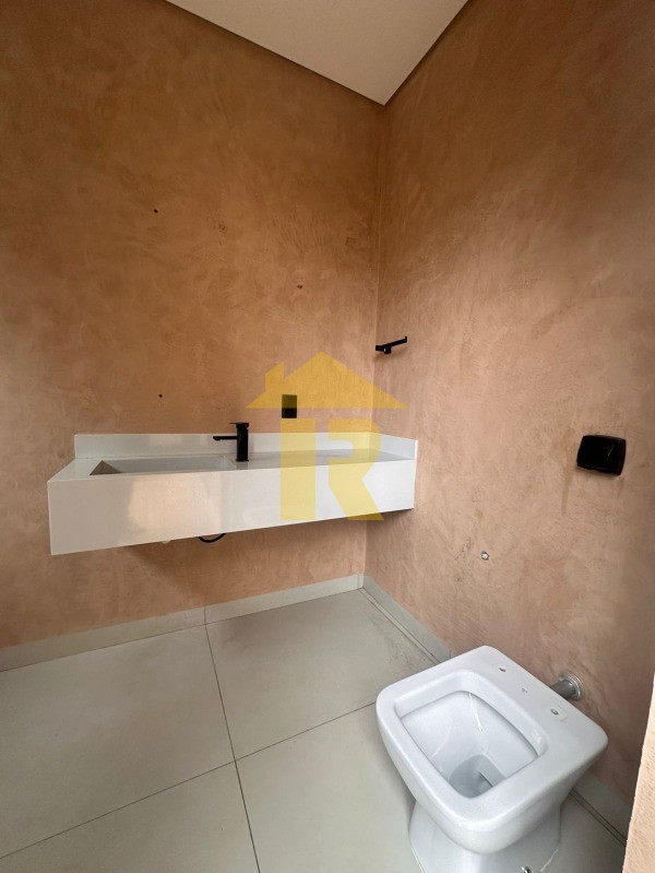 Casa de Condomínio com 3 quartos à venda, 250m² — foto 24 de 41