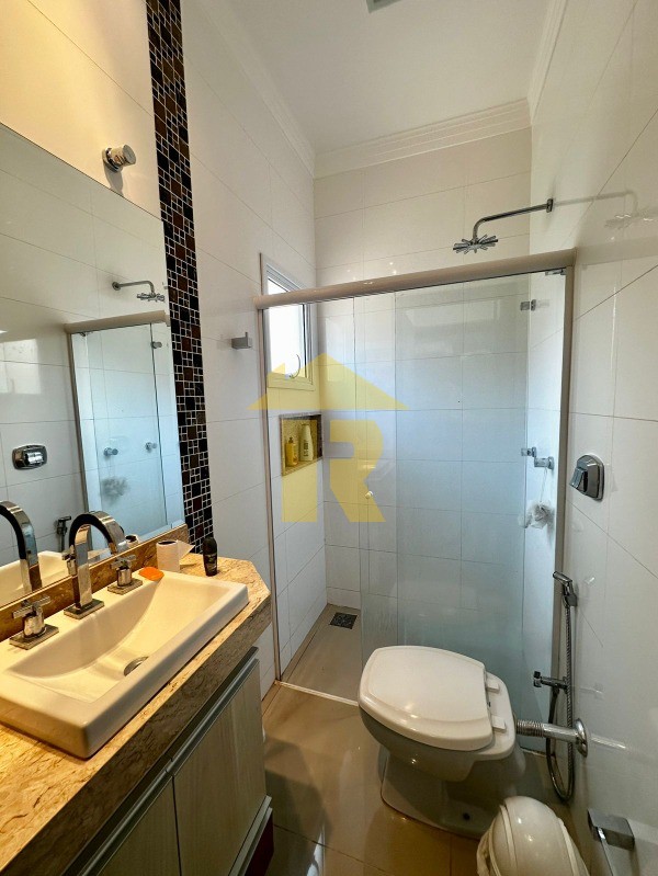 Casa de Condomínio com 3 quartos à venda, 211m² — foto 13 de 21