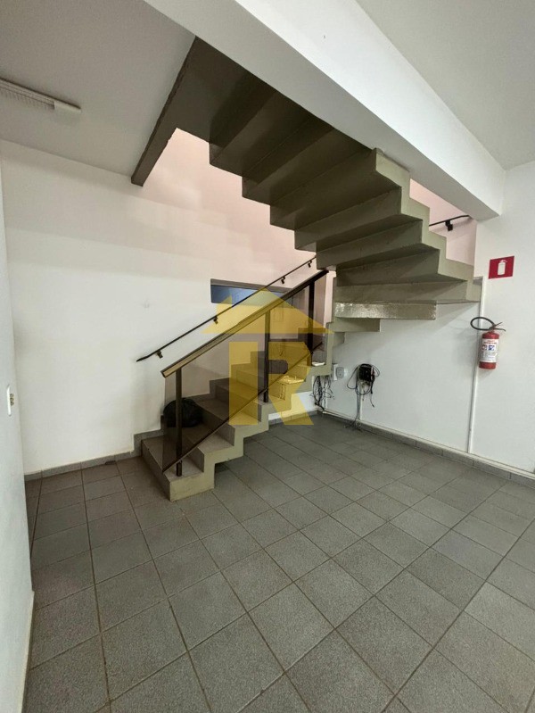 Conjunto Comercial / Sala  para aluguel, 198m² — foto 4 de 20