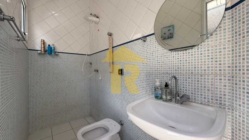 Casa de Condomínio com 3 quartos à venda, 300m² — foto 42 de 44