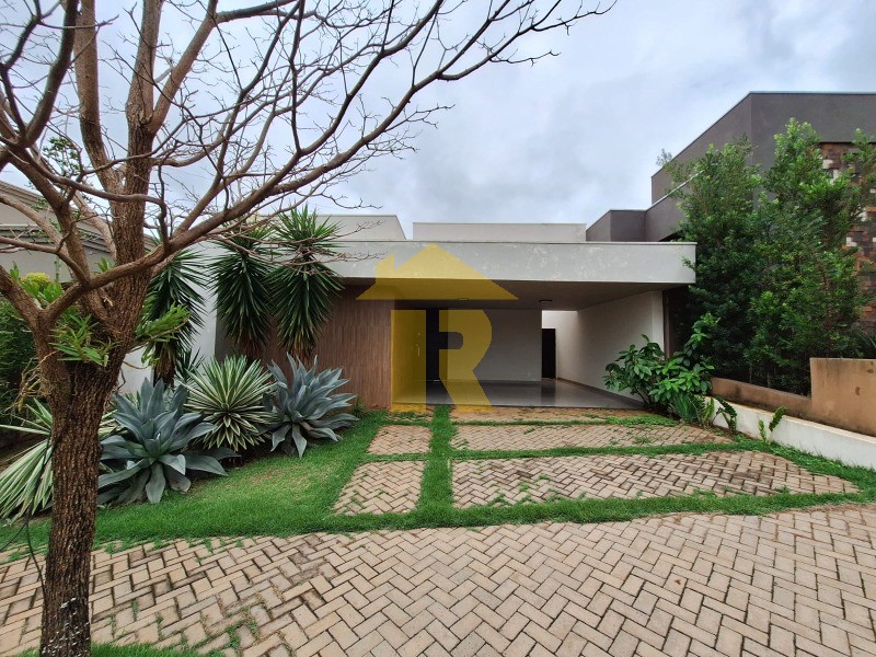 Casa de Condomínio com 3 quartos à venda — foto 1 de 25