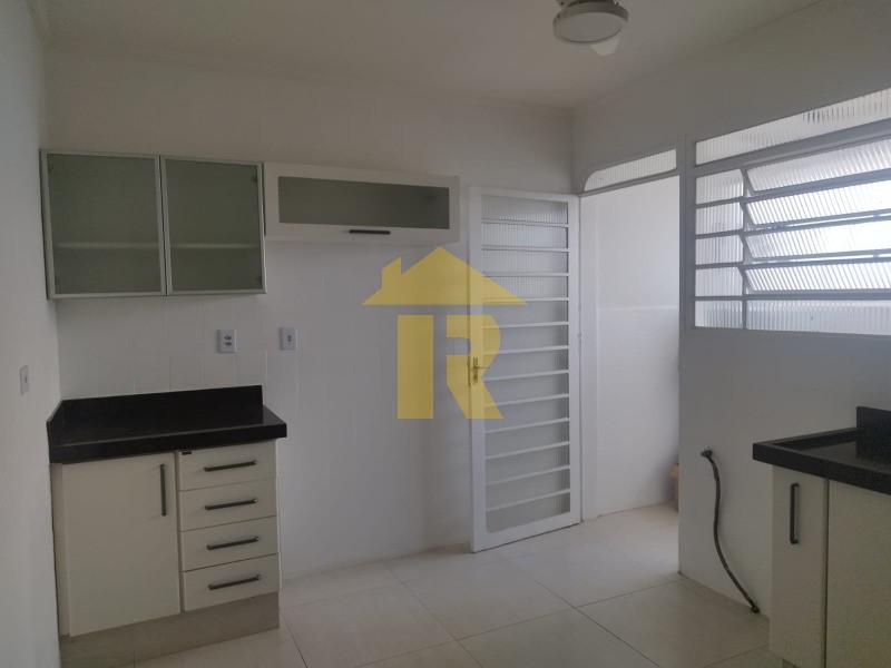 Apartamento com 2 quartos à venda, 75m² — foto 8 de 31