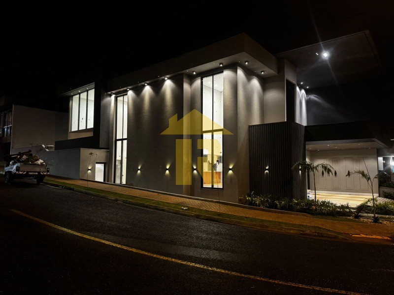 Casa de Condomínio com 3 quartos à venda, 220m² — foto 9 de 20